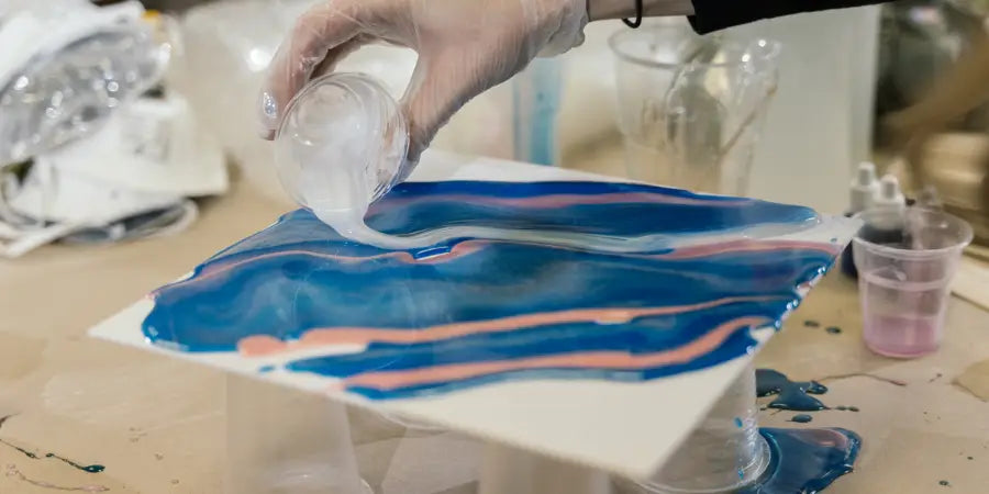 Learn to Create a Mantra Frame with a Resin Art Workshop