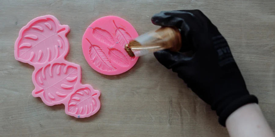 Can I Use Epoxy Resin in an Alginate Mould?