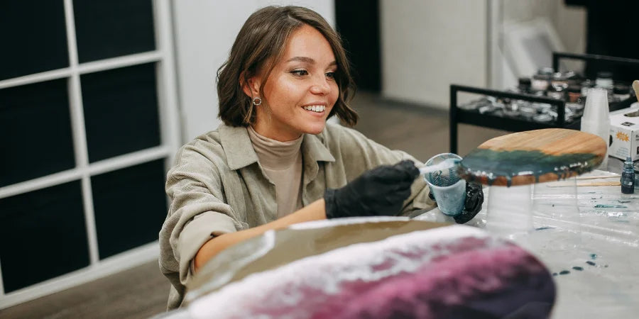 How to Make Resin Art with Incredible Special Effects?