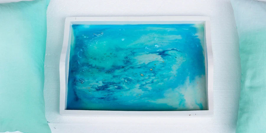 Rainbow Resin Mosaic Tray: A Step-by-Step DIY Guide