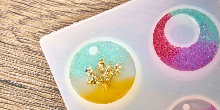 What to Do When Resin is Not Curing and Sticky in Centre?