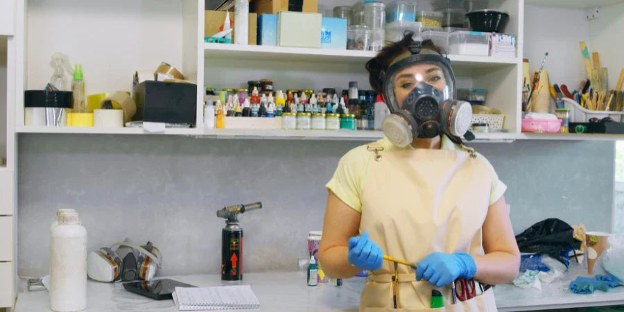 Why Resin Causes Eye & Skin Irritation: Causes, Symptoms, and Safety Tips