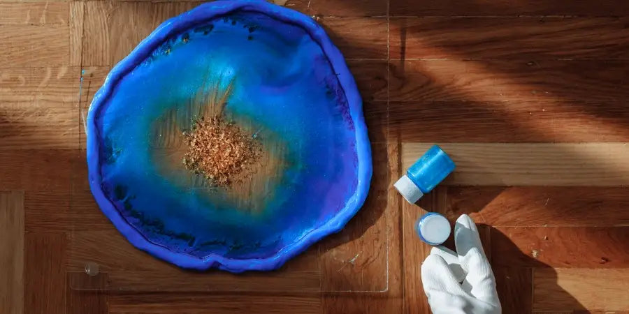 How to Use Mica Powder in Epoxy Resin Art?