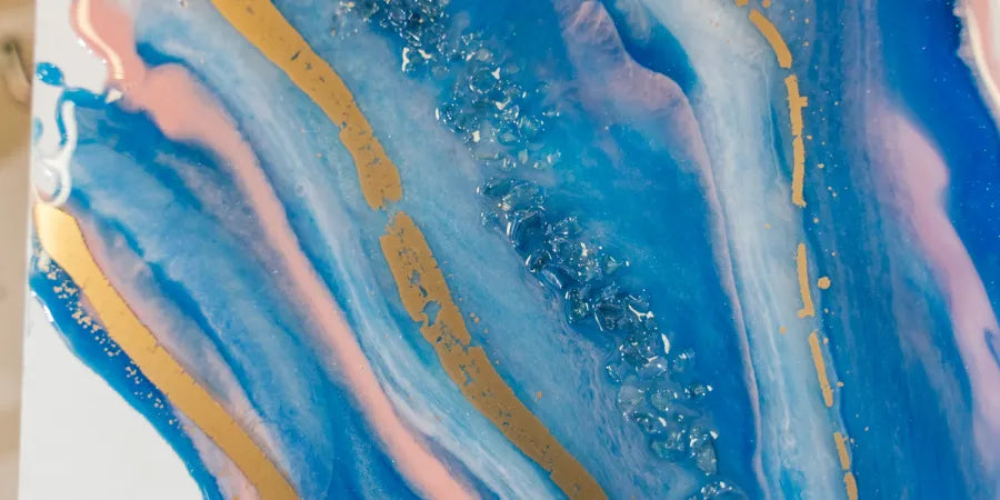 Tips to Use Epoxy Resin Art to Give a Splash of Colour for Home