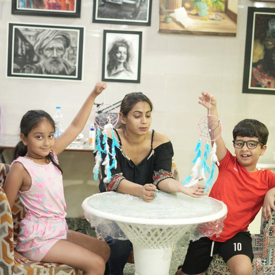Kids with dreamcatcher