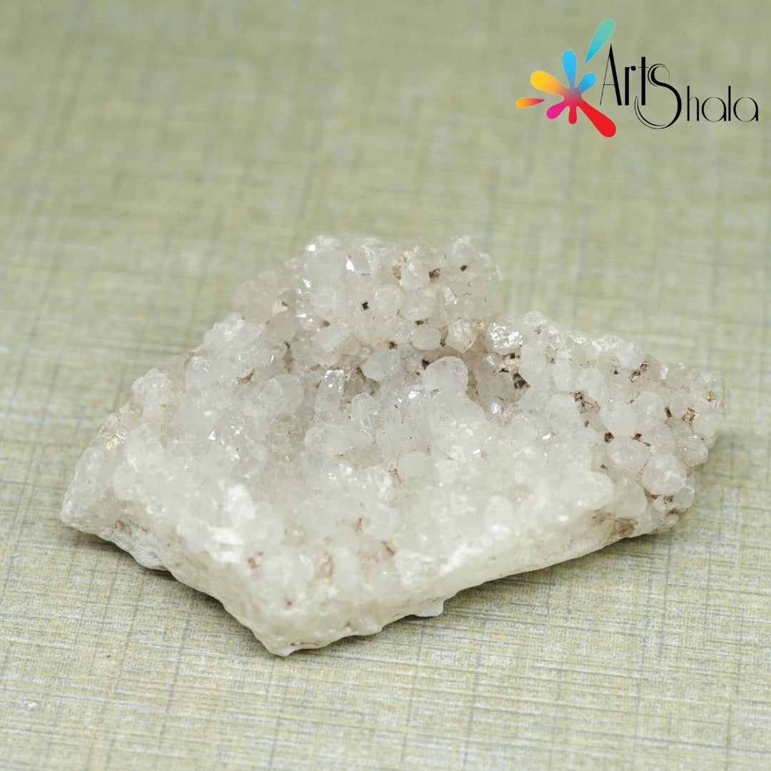 Crystal White Cluster