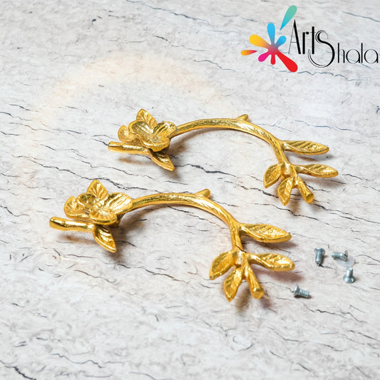 Golden Lotus Metal Leaf Tray handle