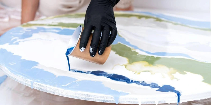 A Step-By-Step Beginners Guide: How to Do Fluid Resin Art