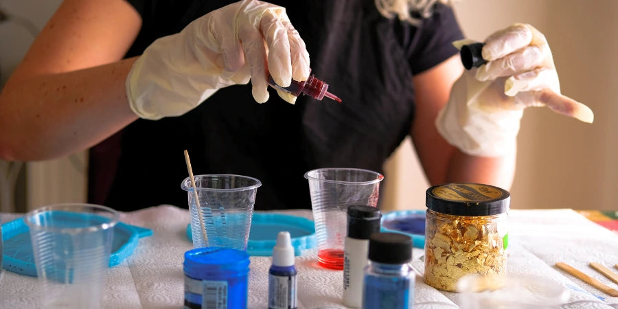 Beginners Guide How To Do Epoxy Resin Art Beginners Guide How To Do Epoxy Resin Art