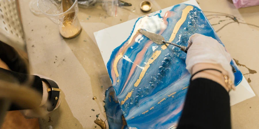 What Can You Expect to Learn in Resin Art Workshops?