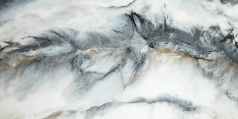How to Stop Lines and Streaks Appearing in Your Resin Projects?