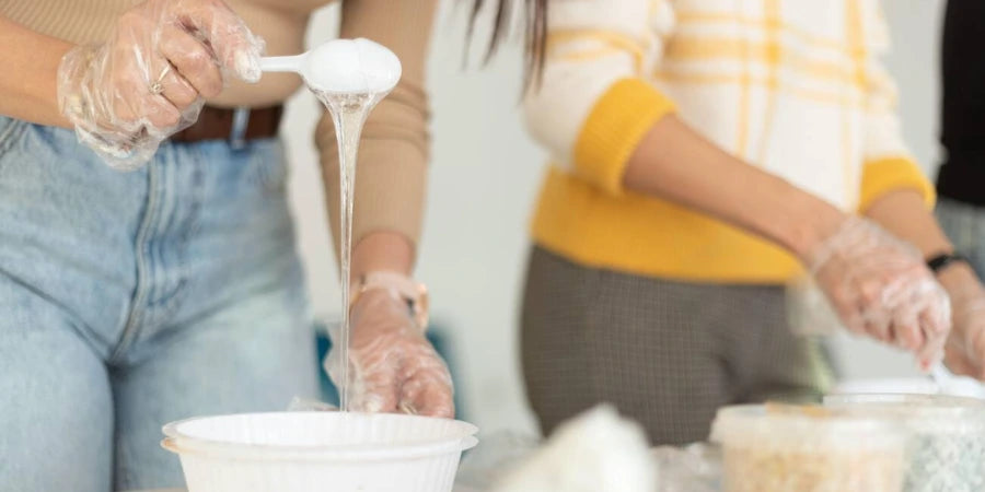 Creative Outlets: Resin Art Classes in Delhi for All Ages