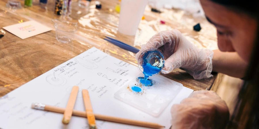 Resin Art Classes in Delhi: Where to Start Your Creative Journey