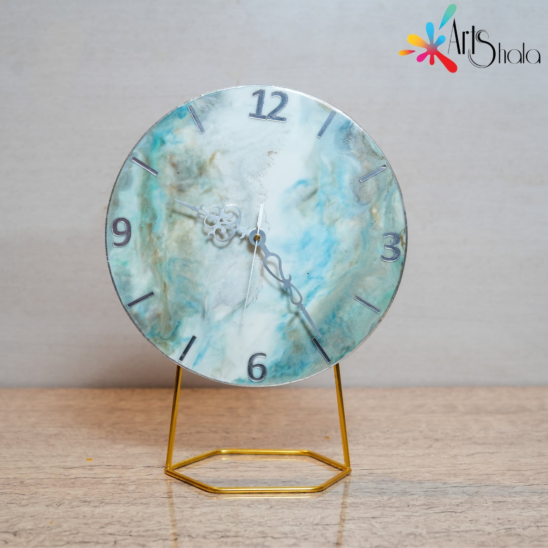 Hexagen-shaped Clock Metal Stand Golden