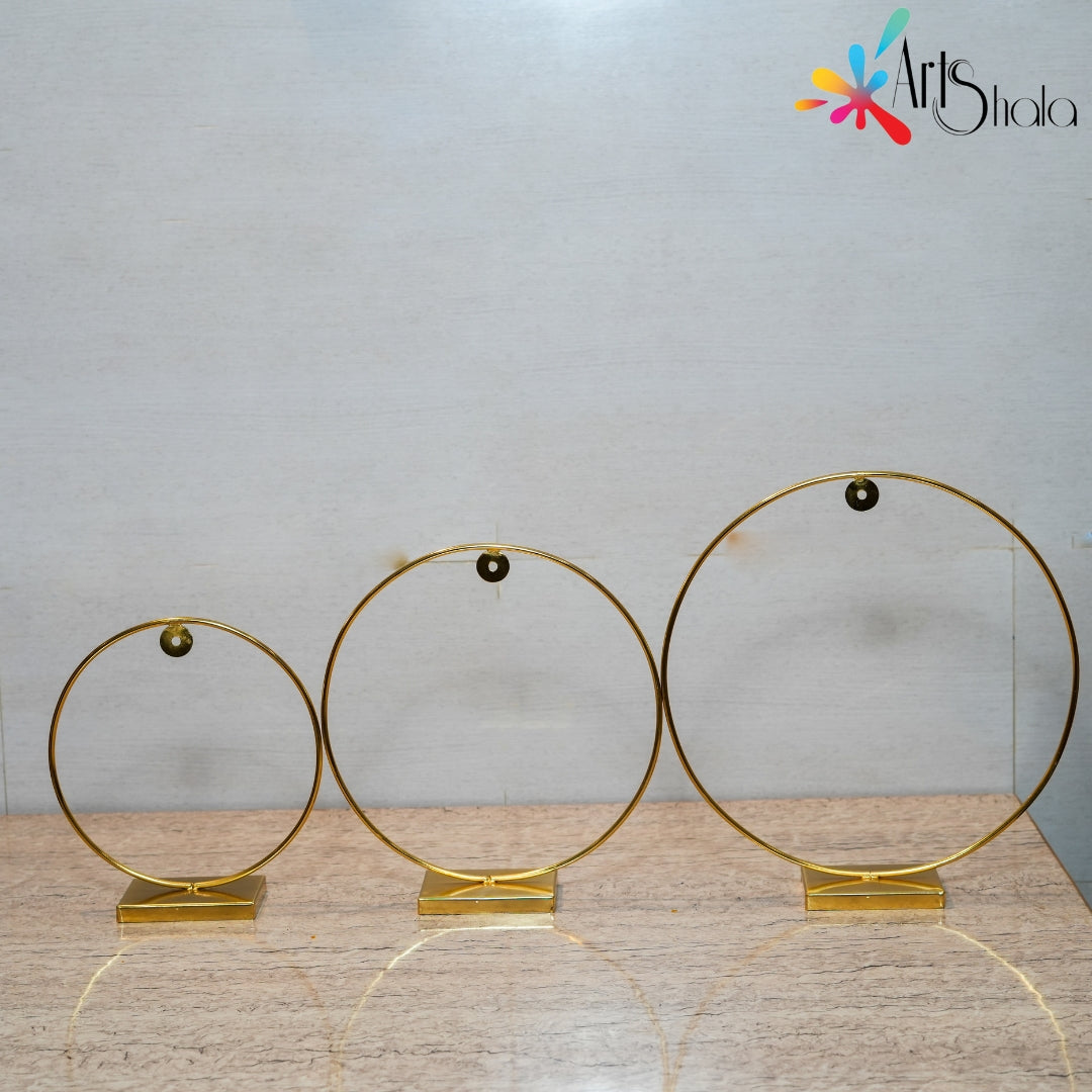Buy Metal Loop Stand for Photoframe Golden Online | Artsshala – Arts Shala