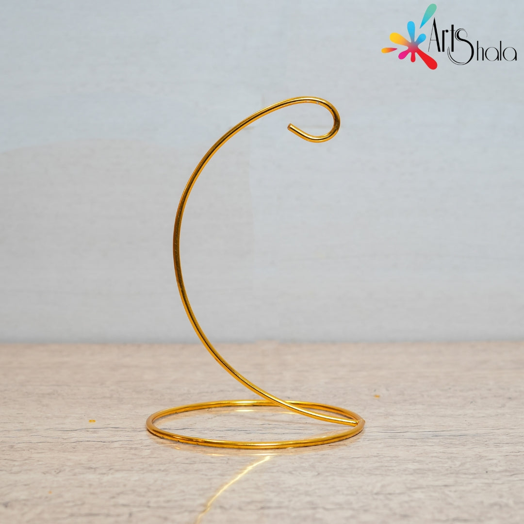 golden hanging metal stand