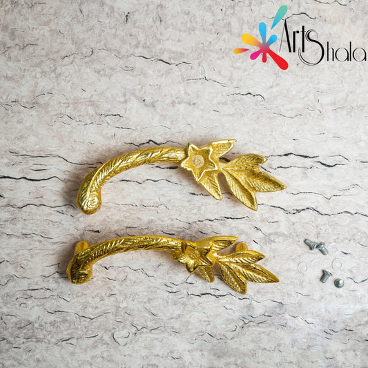 two metal leaf tray handle